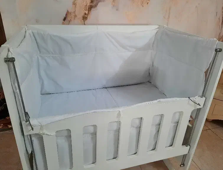 تخت کنار مادر|تخت و صندلی بچه|اسلامشهر, شهرک واوان|دیوار