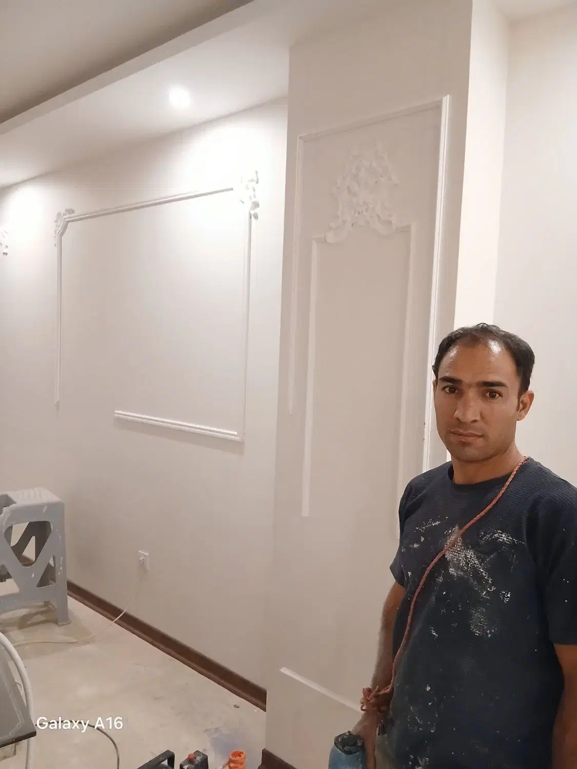 نصب گچبری ابزار پیش ساخته قاب بندی ترمووال|خدمات پیشه و مهارت|تهران, مرزداران|دیوار