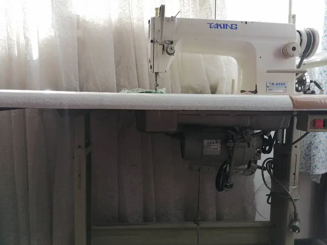 چرخ خیاطی راسته دوز|چرخ خیاطی و ریسندگی|محمدشهر, محمدشهر|دیوار