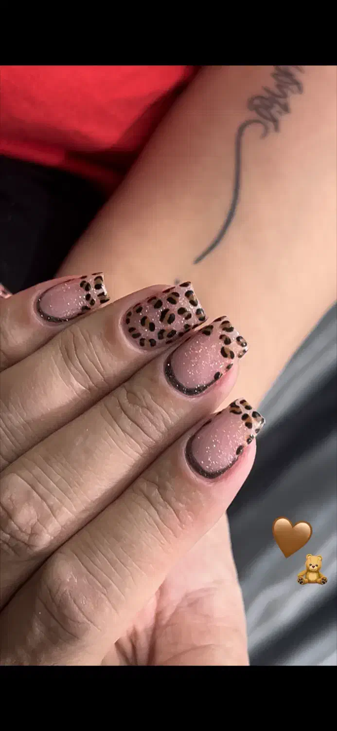 تخفیف ویژه کاشت ناخن|خدمات آرایشگری و زیبایی|گلبهار, شهر جدید گلبهار|دیوار