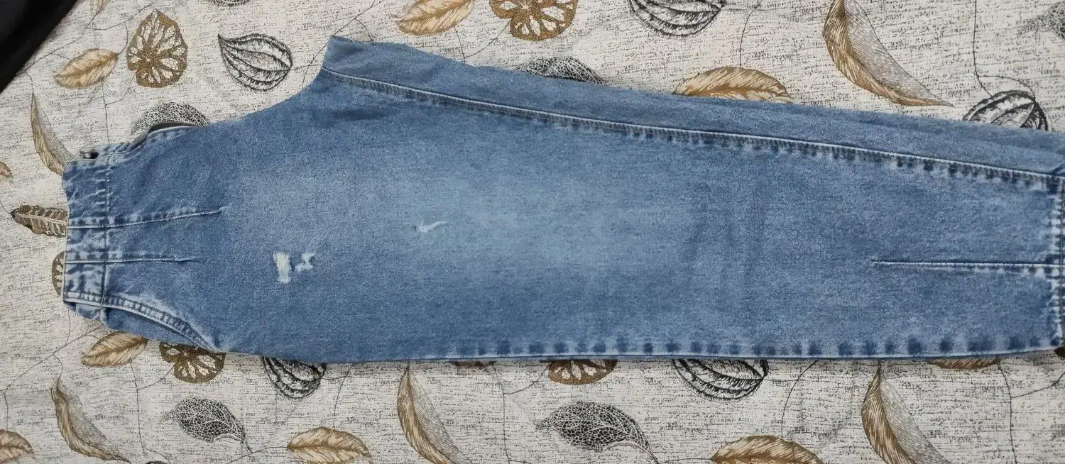 یک عدد شلوار جین در حد نو|لباس|قدس, شهرقدس|دیوار