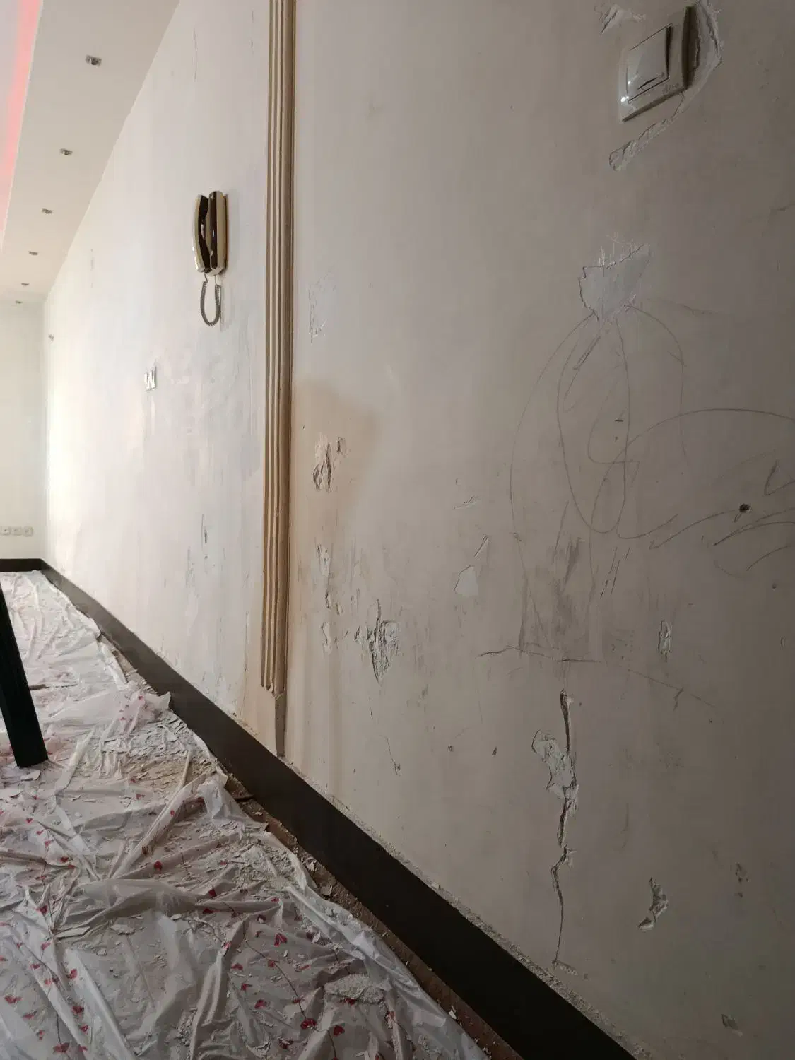 رنگ امیزی نقاشی ساختمان|خدمات پیشه و مهارت|بندر گناوه, |دیوار