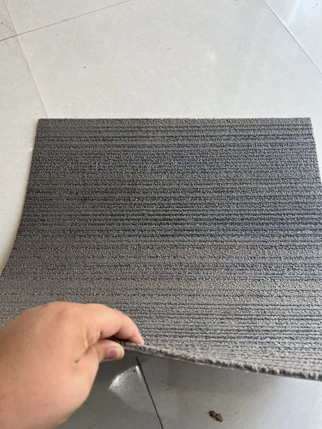 موکت تایل اداری بلژیکی طوسی خط دار ضدحریق60×60|موکت|تهران, سعادتآباد|دیوار