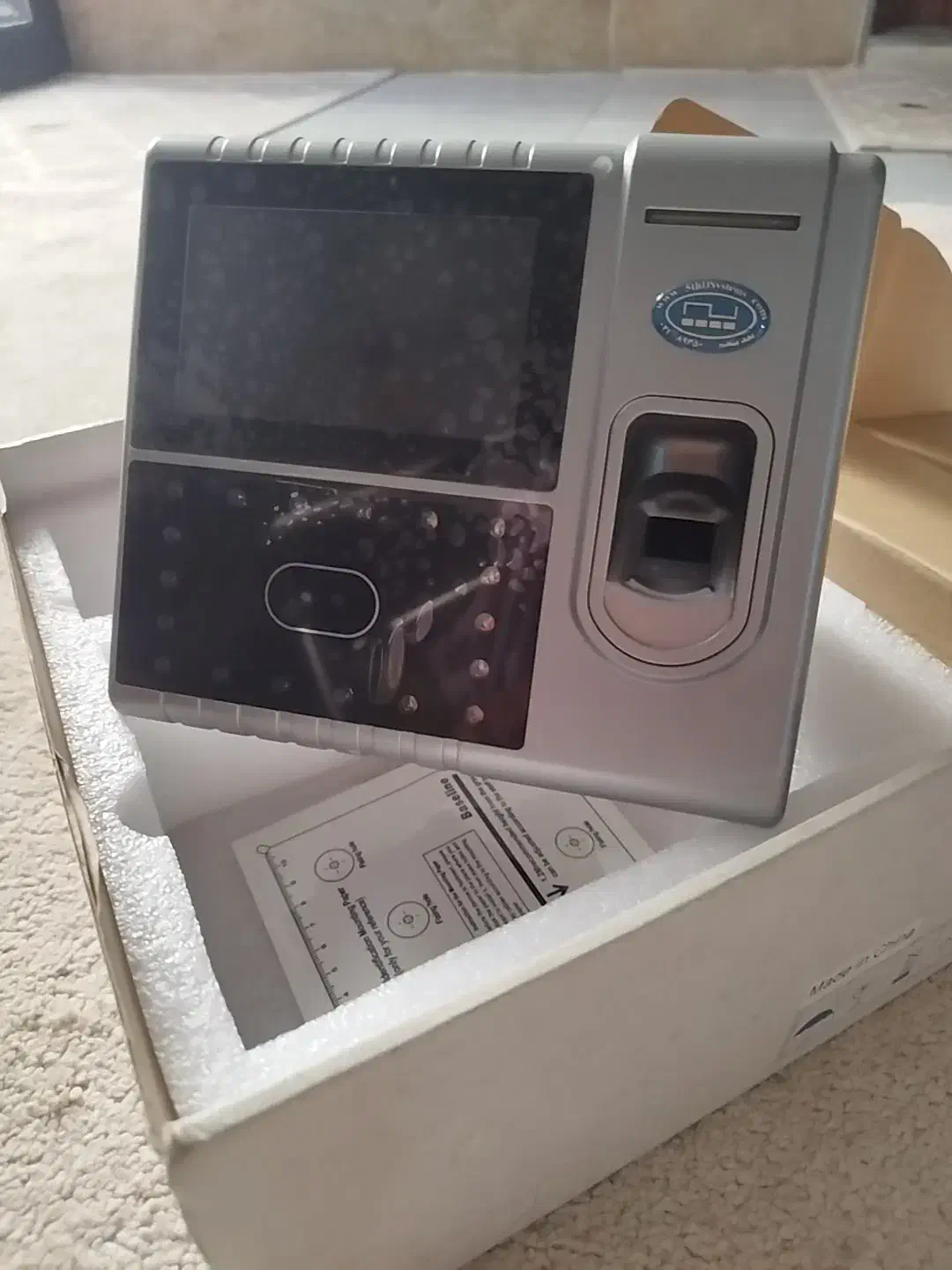 دستگاه حضور غیاب|دفتر کار|وحیدیه, |دیوار