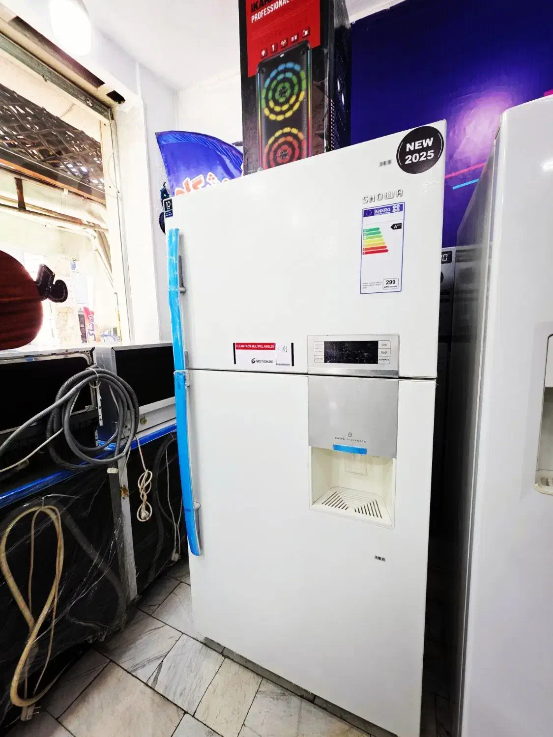 یخچال فریزر بسیار تمیز و سالم جادار برند اسنوا|یخچال و فریزر|تهران, هاشمآباد|دیوار