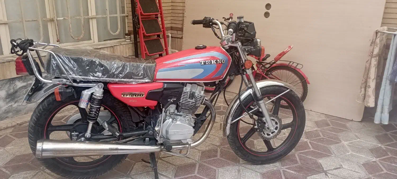 هندا ۲۰۰|موتورسیکلت|مشهد, مصلی (کارمندان اول)|دیوار