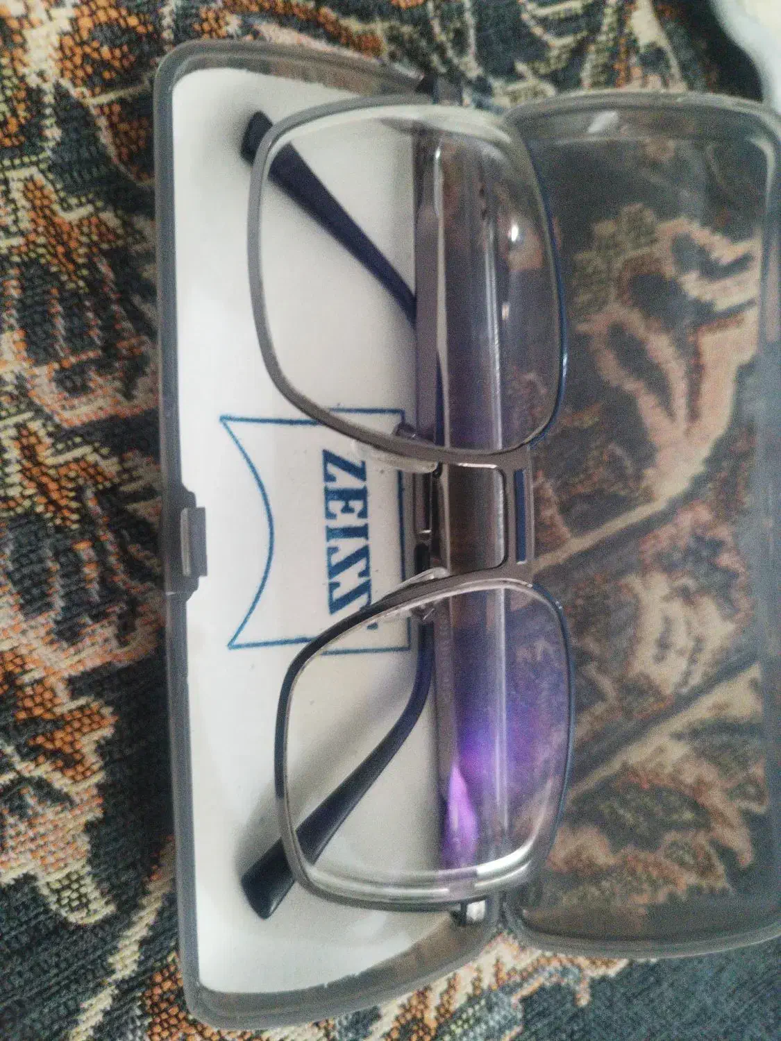 فرم عینک|زیورآلات و اکسسوری|سربیشه, |دیوار