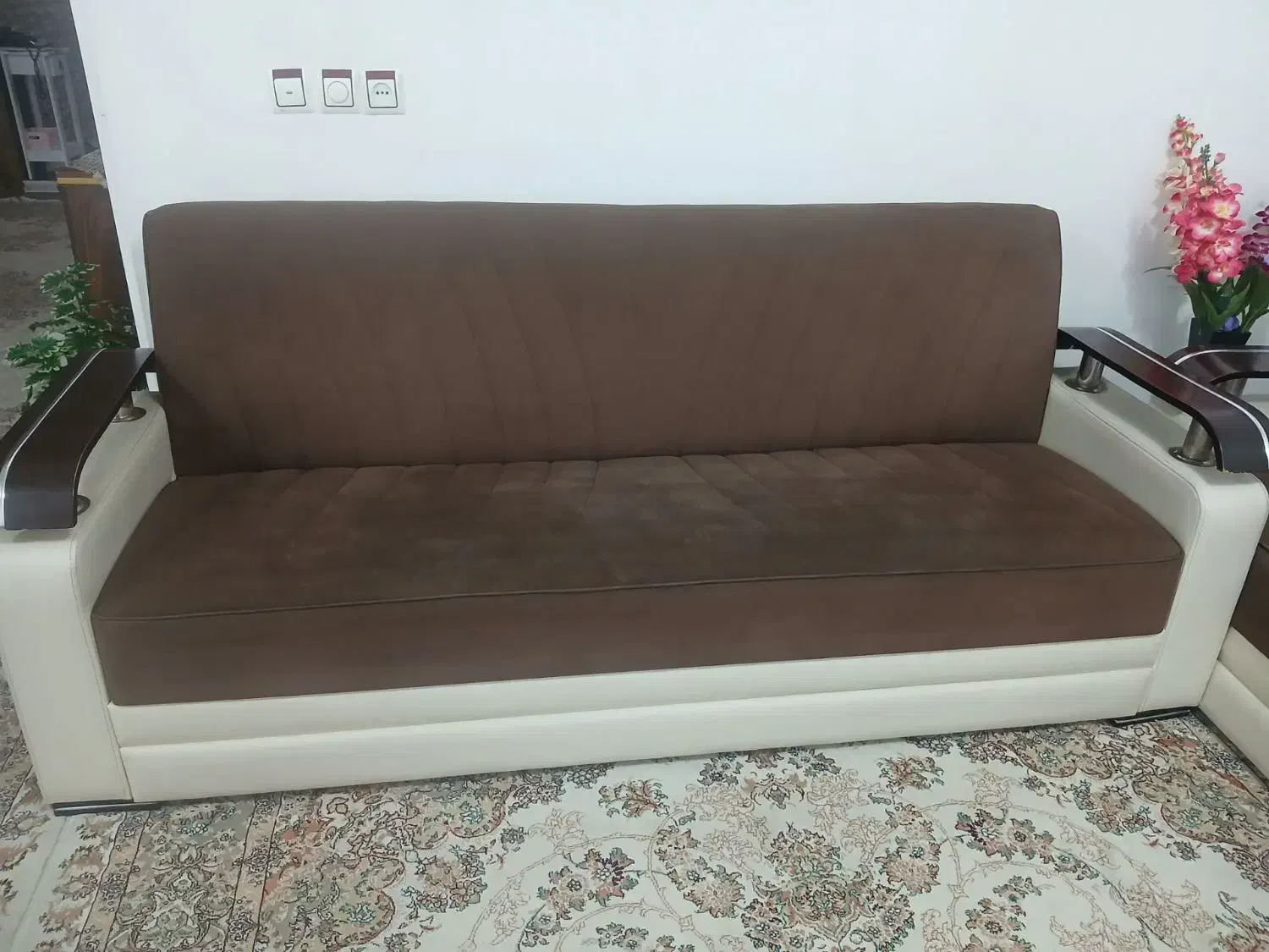 مبل  ۷نفره تمیز و سالم|مبلمان خانگی و میز عسلی|بهشهر, |دیوار