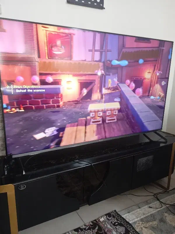 تلویزیون ایوا|تلویزیون و پروژکتور|رودهن, |دیوار