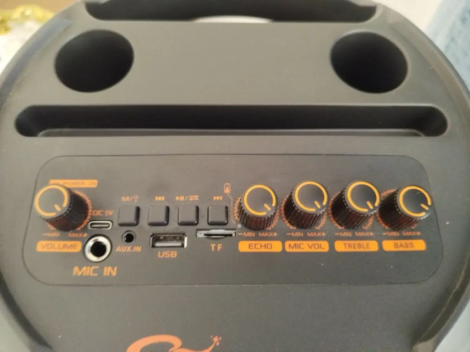 اسپیکر|پخشکننده همراه|دورود, |دیوار