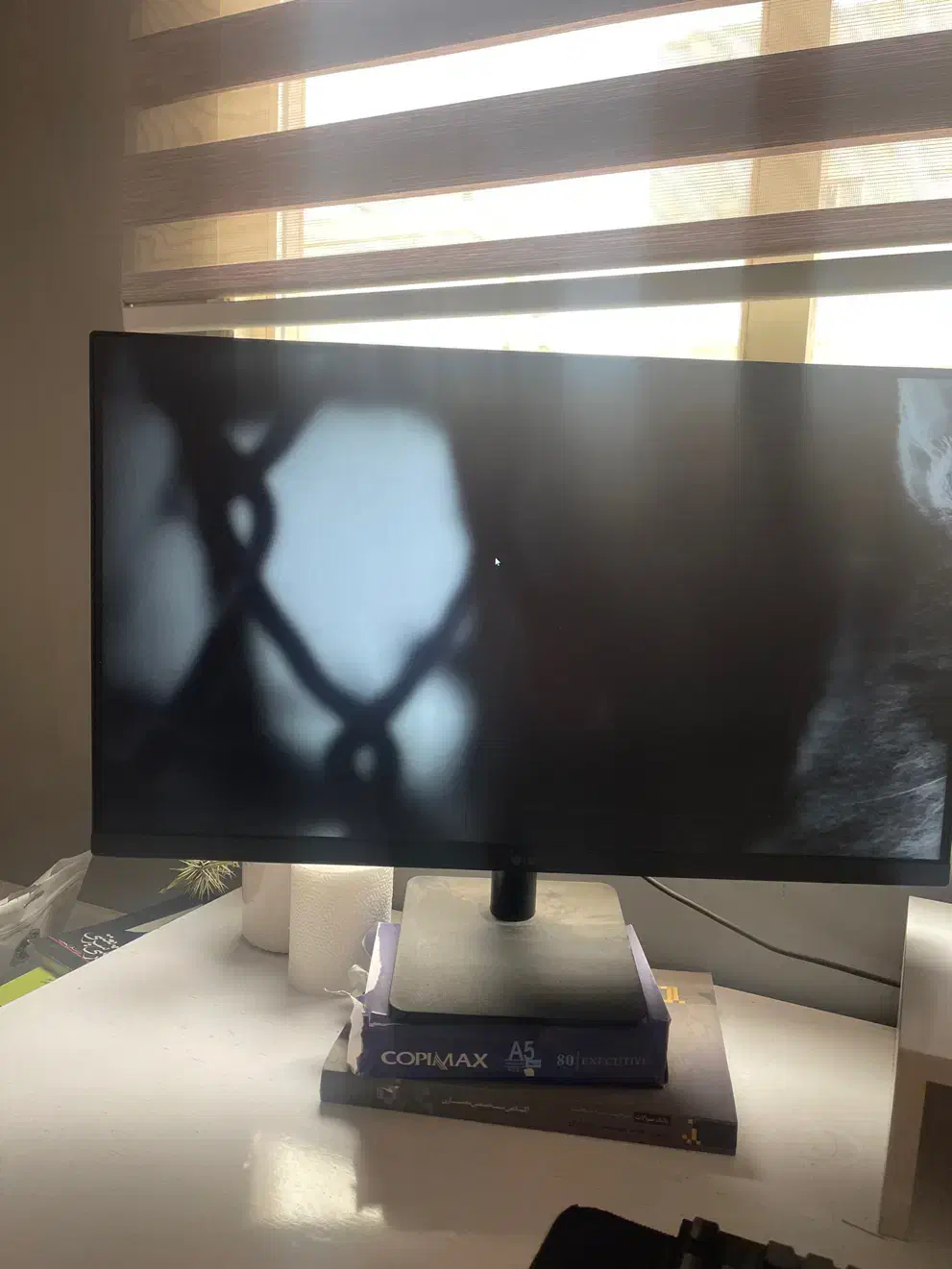 مانیتور ۲۷ اینچ ال جی|قطعات و لوازم جانبی رایانه|مشهد, الهیه|دیوار