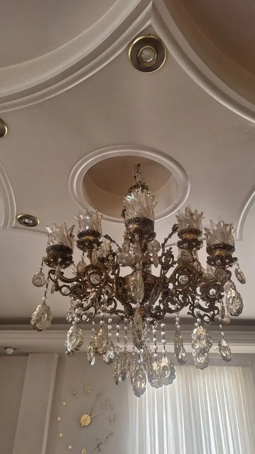 لوستر برنز 6 شاخه|لوستر و چراغ آویز|شهر ری, منصوریه منگل|دیوار