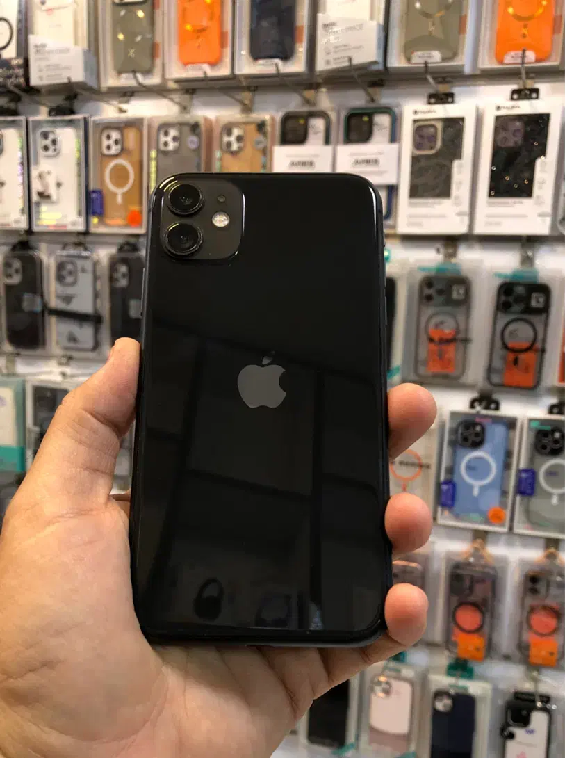 iphone 11 (CHA )|موبایل|کرمانشاه, |دیوار
