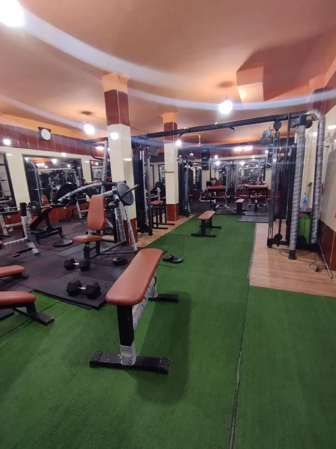 تجاری ۲۲۰ متر / بر خیابان اصلی طلاییه / تابلو خور|اجارهٔ مغازه و غرفه|قرچک, شهرک طلائیه|دیوار