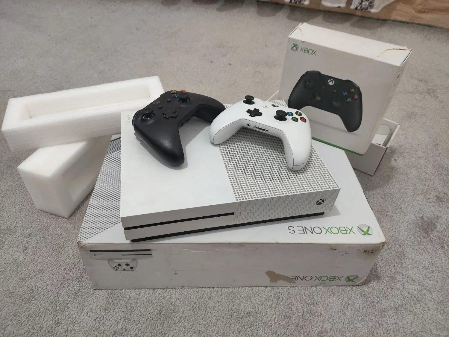Xbox one s 1TB|کنسول، بازی ویدئویی و آنلاین|سرپل ذهاب, |دیوار