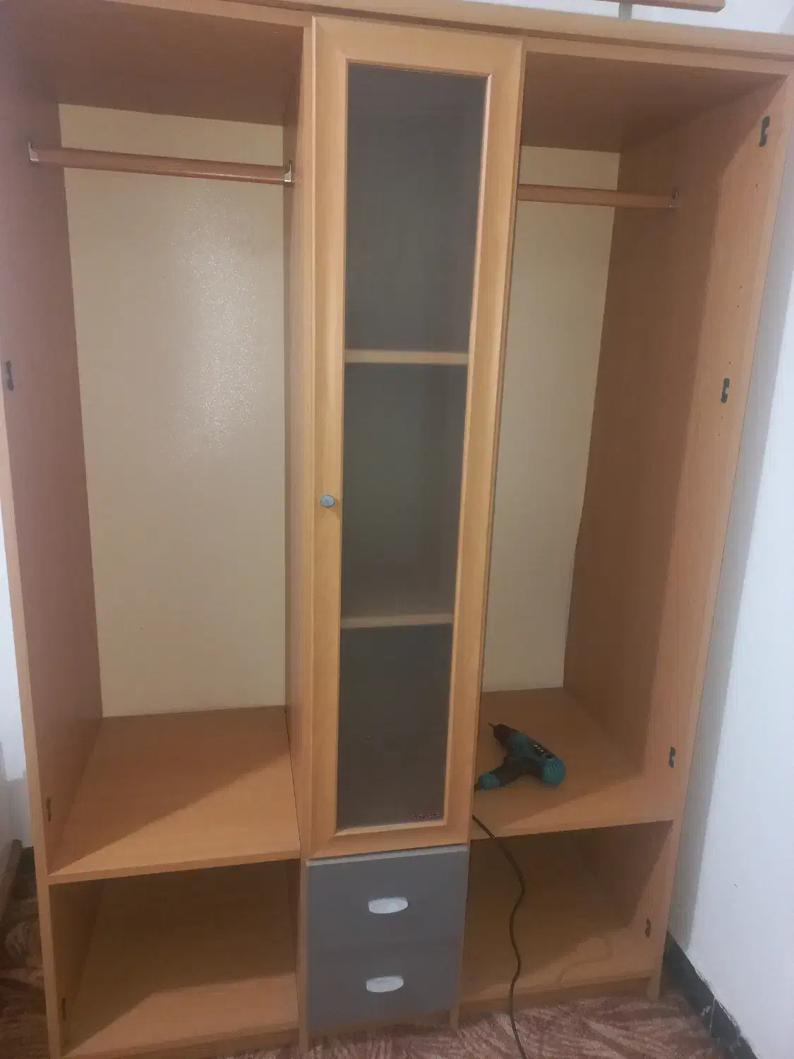 کمد لباس سه درب و چهار کشو پایین|جاکفشی، کمد، دراور|رشت, حافظ آباد|دیوار