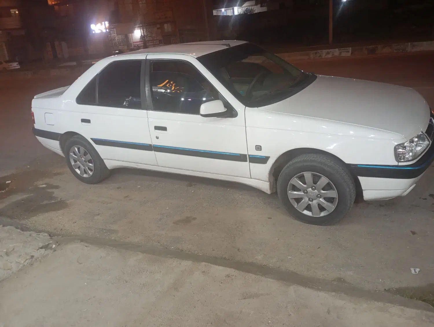 slx|خودرو سواری و وانت|شهرضا, |دیوار