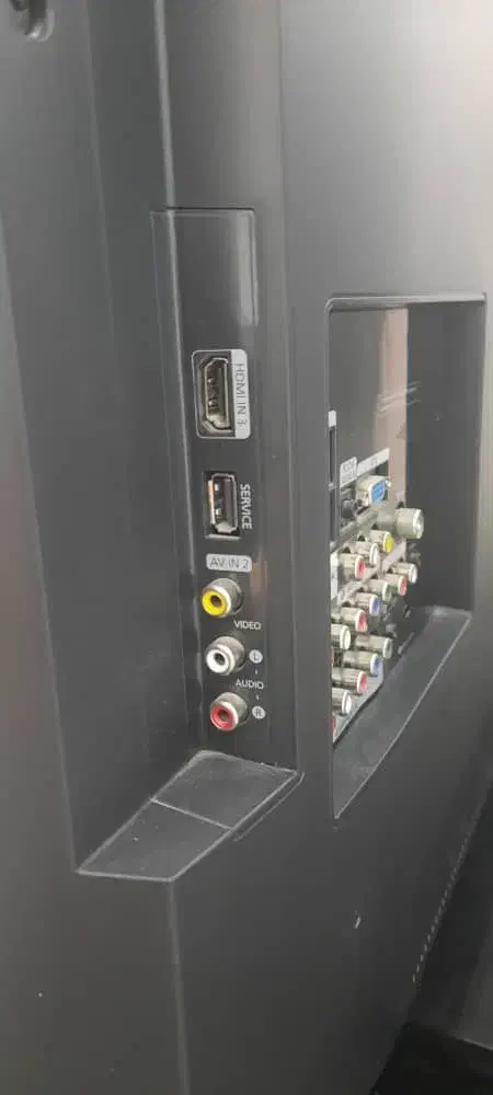 تلوزیون ومیز تلوزیون|تلویزیون و پروژکتور|ارومیه, |دیوار