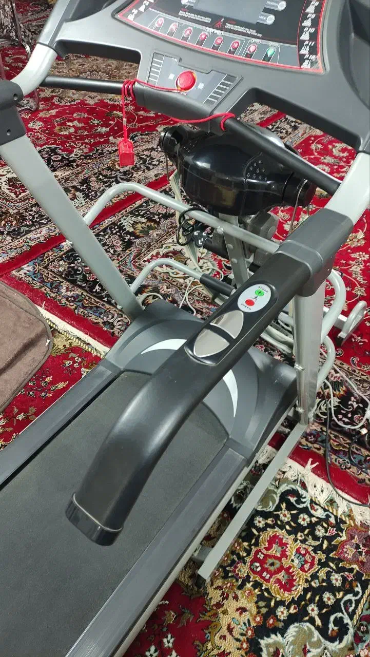 تردمیل سالم و کم کار مارک اوما|تجهیزات ورزشی|مشهد, شیرودی|دیوار