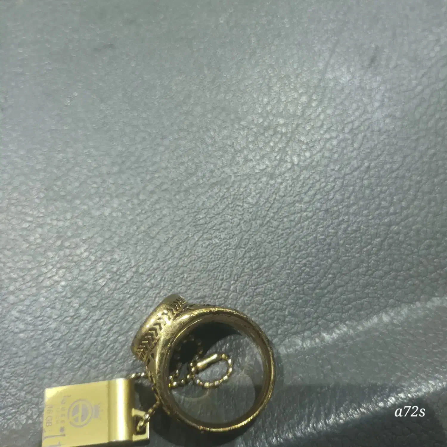 انگشتر سلطان|کلکسیون اشیاء عتیقه|یاسوج, |دیوار