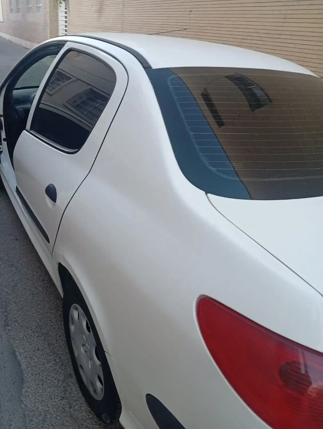 پژو206وی8|خودرو سواری و وانت|اصفهان, بهارستان|دیوار