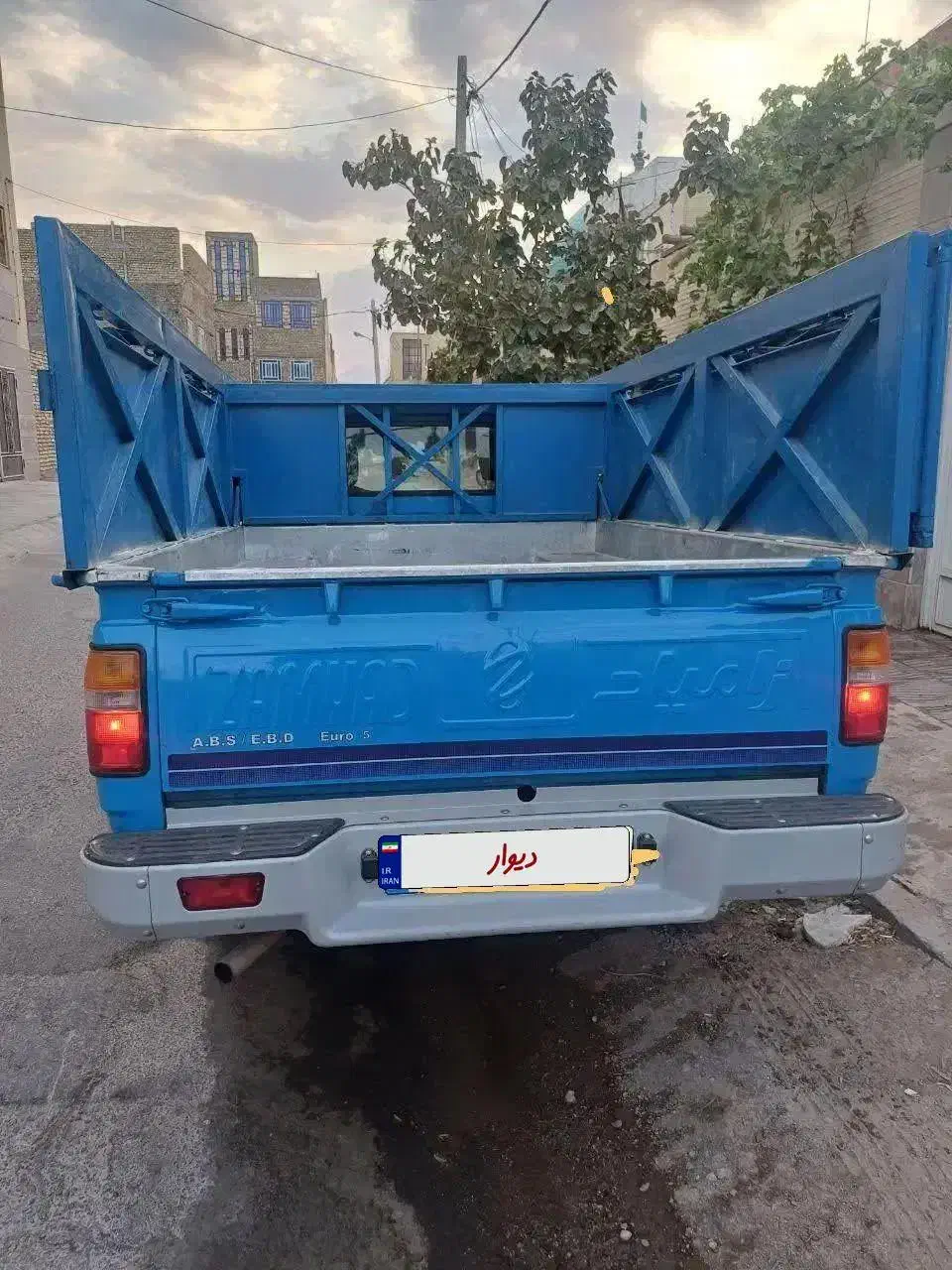 نیسان فروشی|خودرو سواری و وانت|یزد, |دیوار