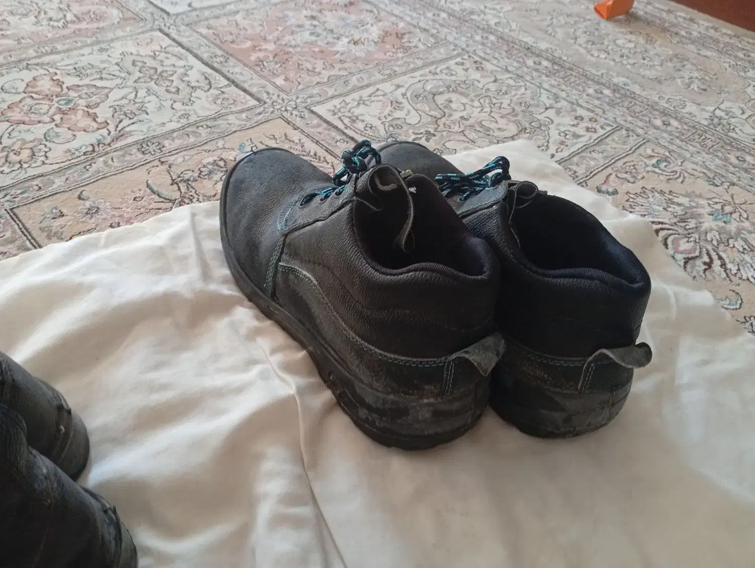 دوعدد پوتین سربازی و کار|کیف، کفش، کمربند|خرم‌آباد, |دیوار