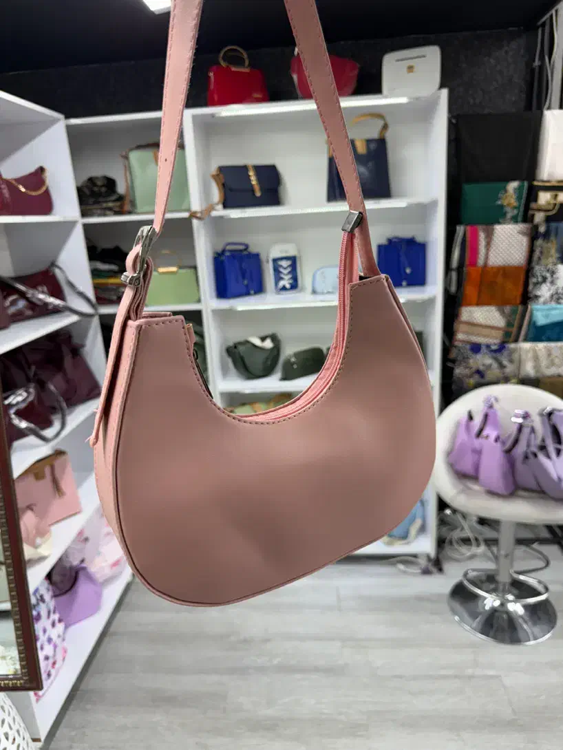 کیف قایقی|کیف، کفش، کمربند|ارومیه, |دیوار