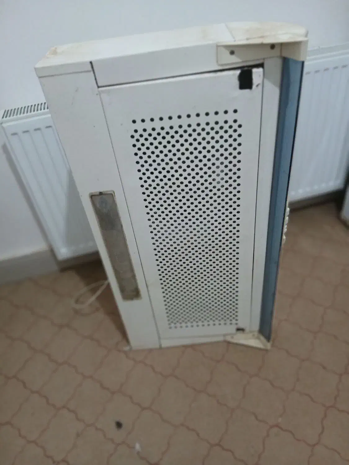 هود بیمکث|هود|سرپل ذهاب, |دیوار