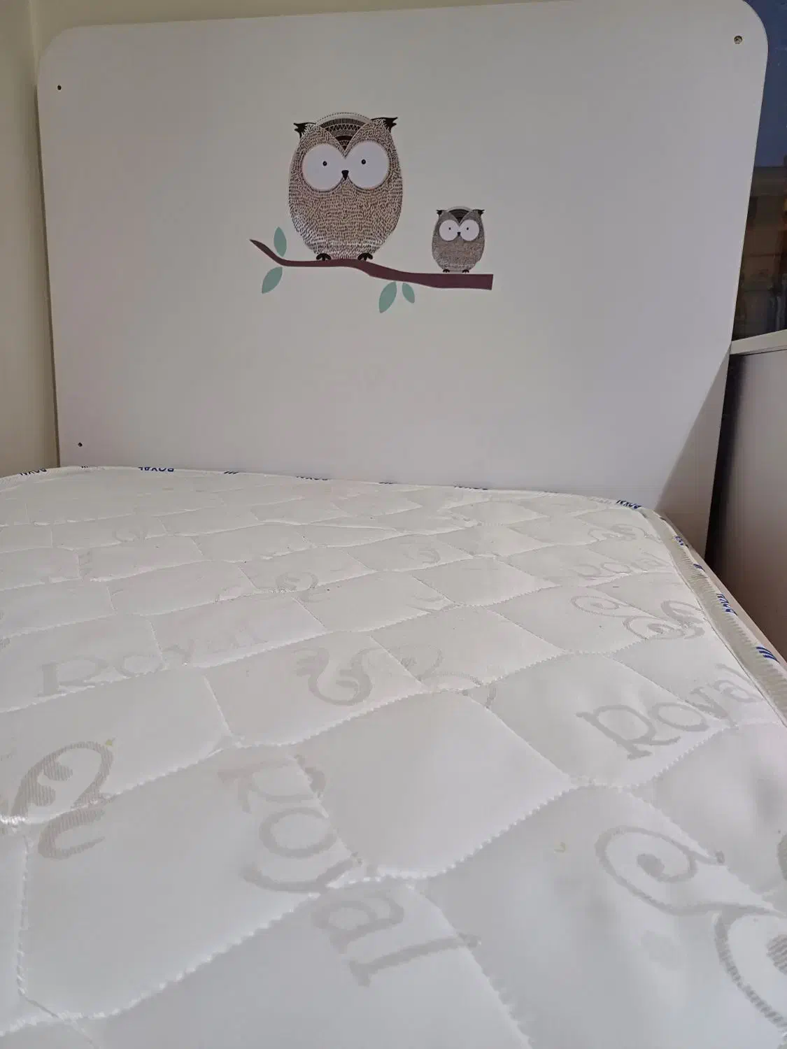 تخت و ویترین کودک / نوجوان|اسباب و اثاث بچه|تهران, الهیه|دیوار