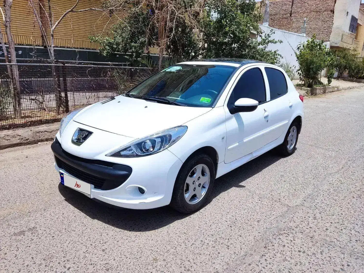 پژو ۲۰۷ پاناروما|خودرو سواری و وانت|زاهدان, |دیوار