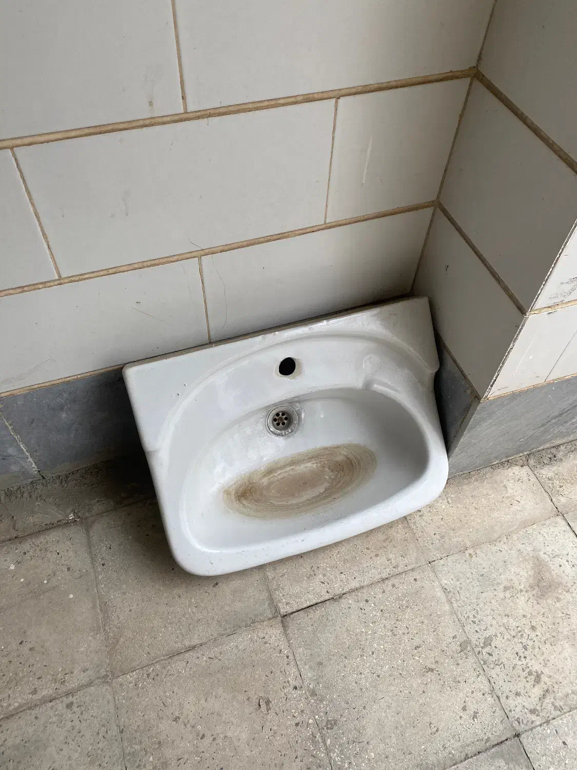 سنگ روشویی|لوازم سرویس بهداشتی|محمدیه-قزوین, |دیوار