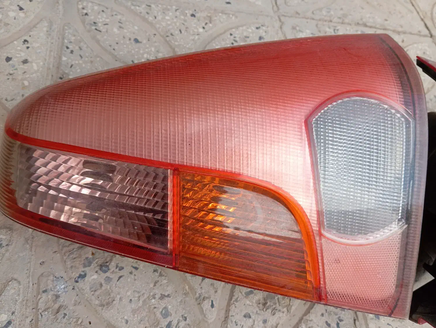 دو عدد چراغ خطر ال نود|قطعات یدکی و لوازم جانبی|فرخشهر, |دیوار