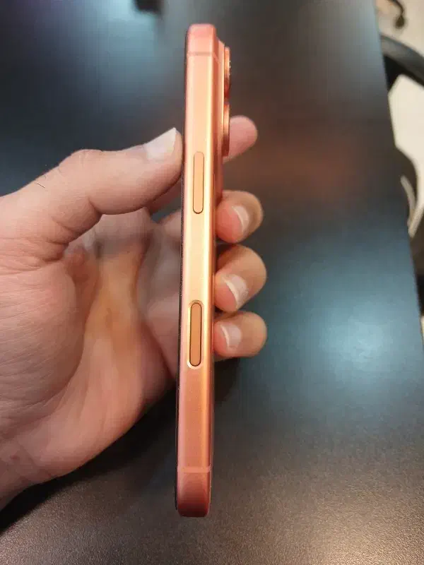 iphone 17 pro Zaa 256gig|موبایل|رشت, چله خانه|دیوار