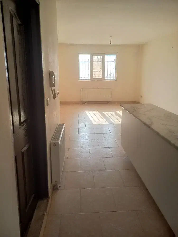 اجاره واحد ارم شرقی طبقه همکف|اجارهٔ آپارتمان|هشتگرد, شهرک گلها|دیوار