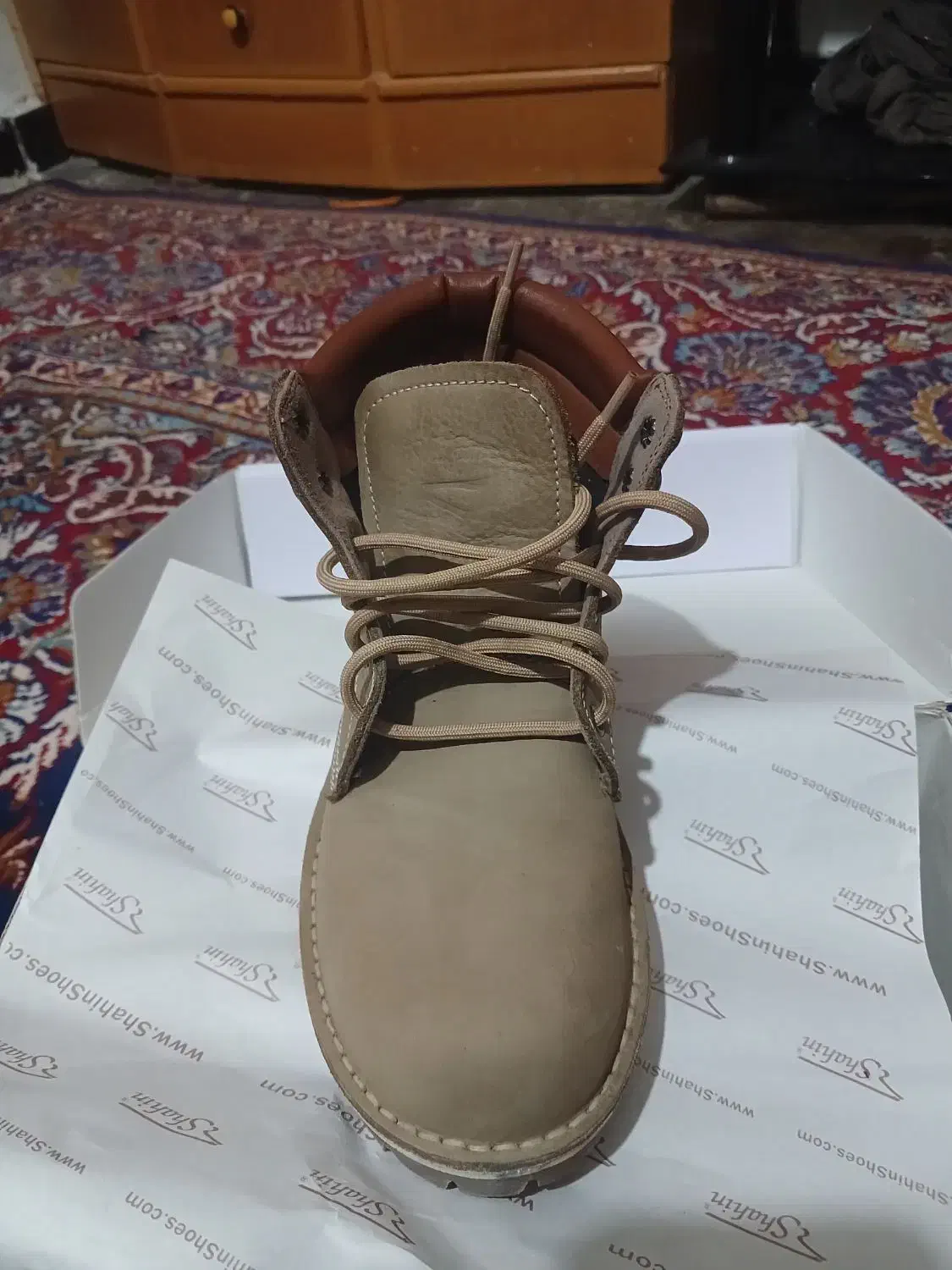 کفش نیم بوت|کیف، کفش، کمربند|دهدشت, |دیوار