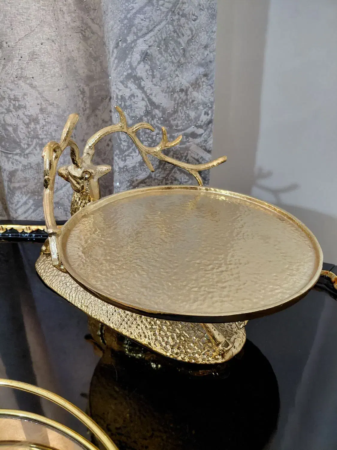 ظروف پذیرایی و شمعدان|ظروف سرو و پذیرایی|رودهن, |دیوار