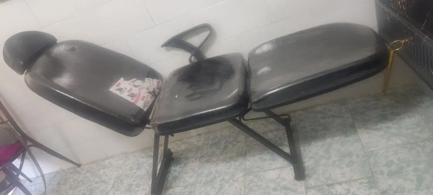 صندلی تخت شو  اصلاح میکاپ مژه|آرایشگاه و سالن‌های زیبایی|زنجان, |دیوار