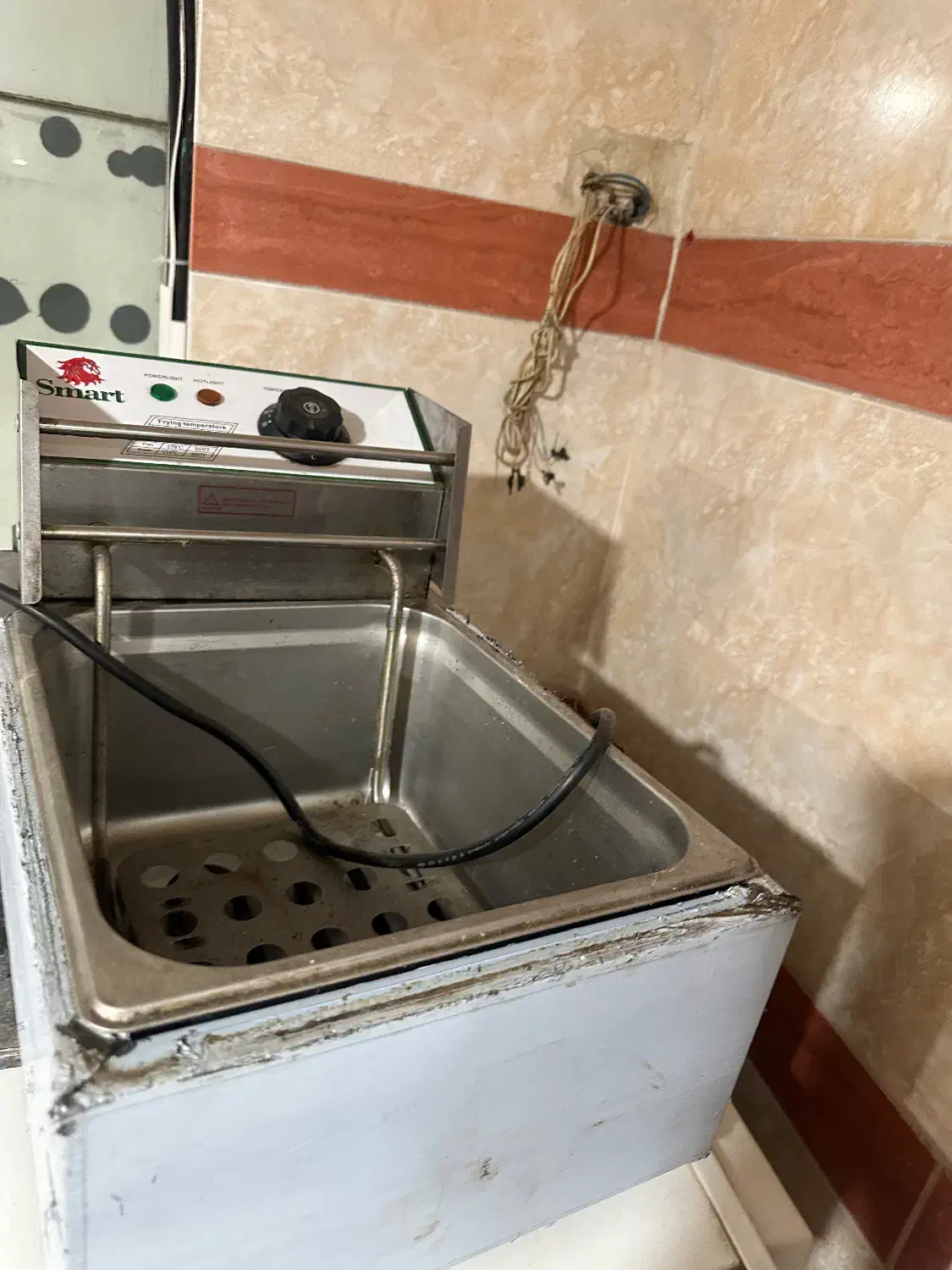 سرخ کن|کافی‌شاپ و رستوران|آران و بیدگل, |دیوار