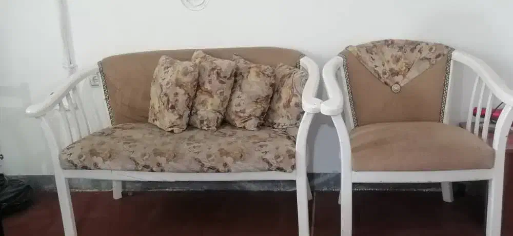 فروش مبل به قیمت خیلی مناسب|مبلمان خانگی و میز عسلی|شیراز, میانرود|دیوار