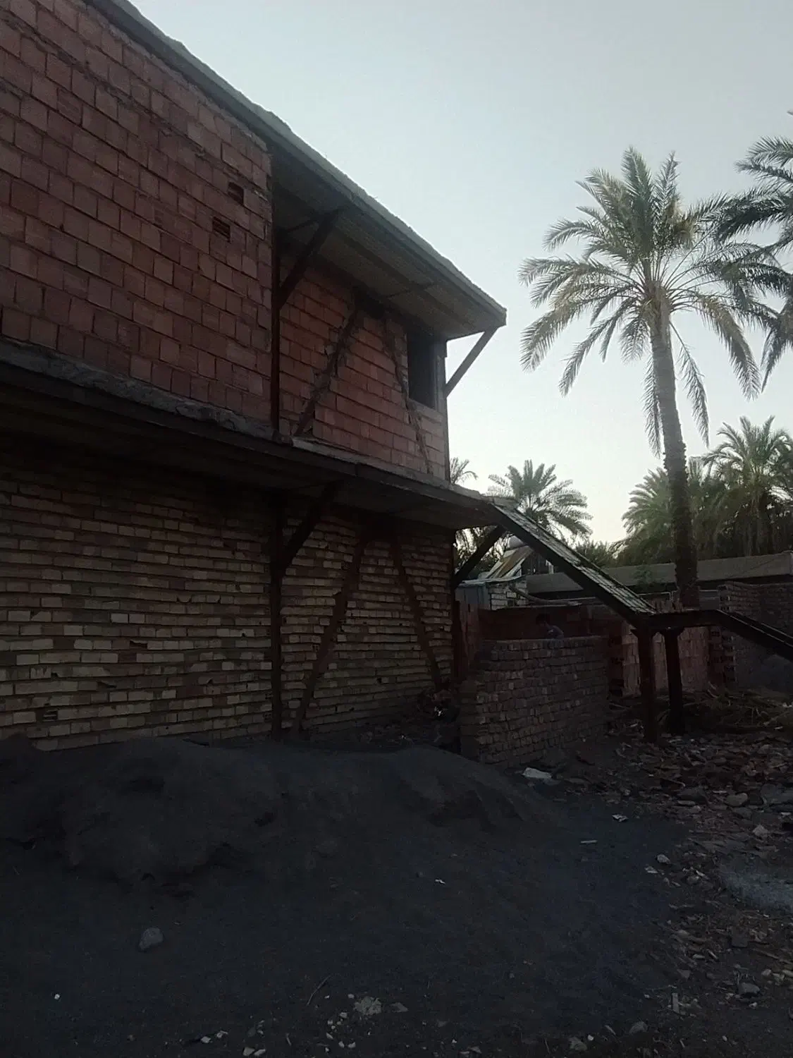 خانه نیمساز طبقه بالا فردوسی12|فروش آپارتمان|بم, |دیوار