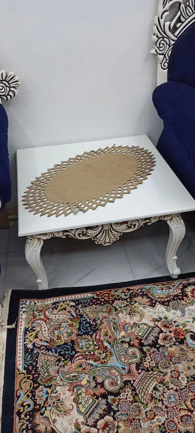 یک دست مبل هفت نفره با جلو مبلی دوتا عسلی|مبلمان خانگی و میز عسلی|آبیک, |دیوار