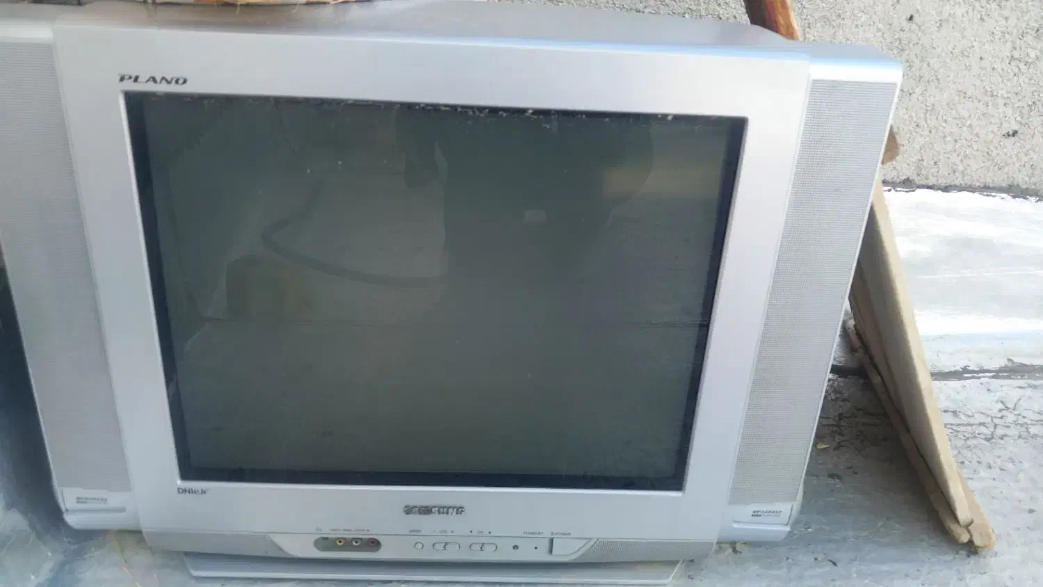 تلوزیون|تلویزیون و پروژکتور|همدان, |دیوار