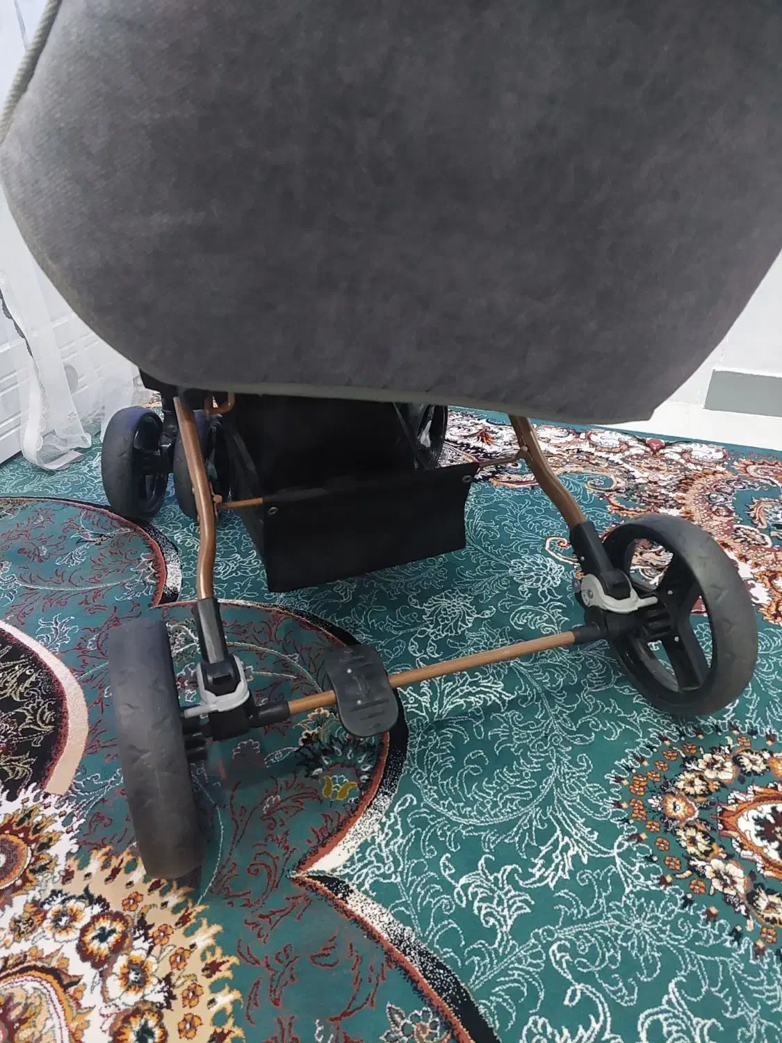 کریر و کالسکه دلیجان|کالسکه و لوازم جانبی|پرند, فاز ۲|دیوار