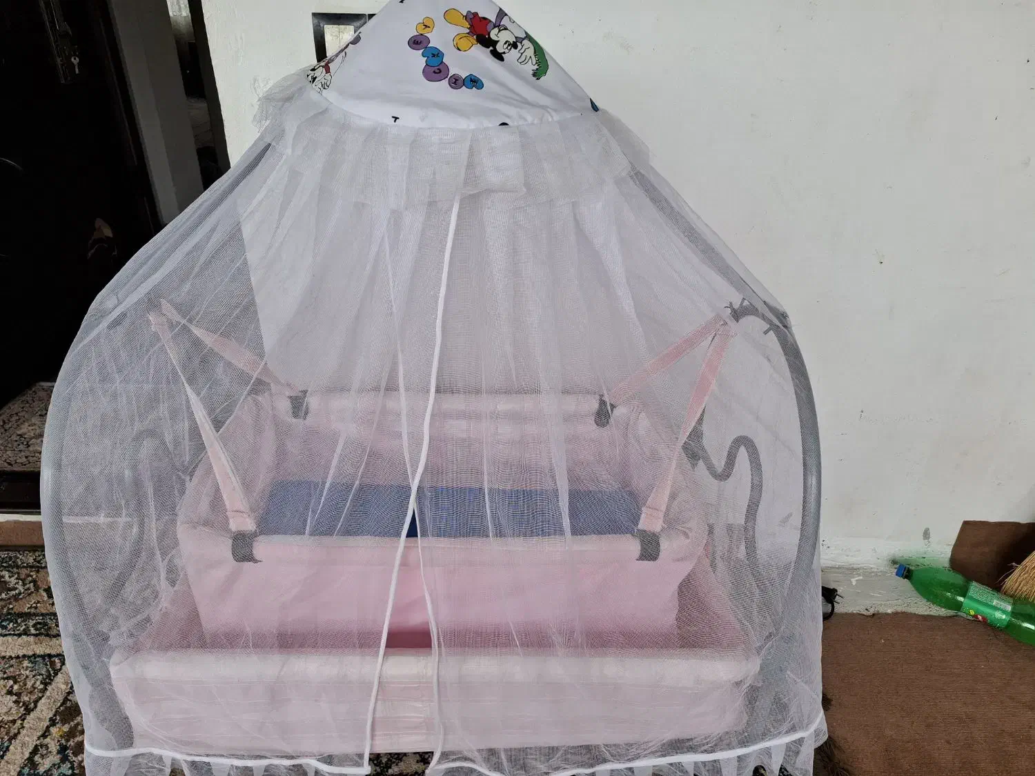 تخت کنار مادر.|تخت و صندلی بچه|ساری, |دیوار