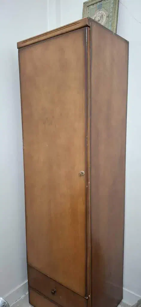 کمد چوبی|جاکفشی، کمد، دراور|قم, باغ شازده|دیوار