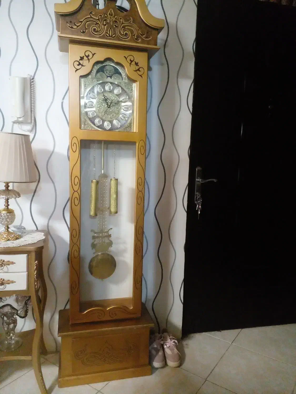 ساعت ایستاده|ساعت دیواری و تزئینی|گلبهار, شهر جدید گلبهار|دیوار