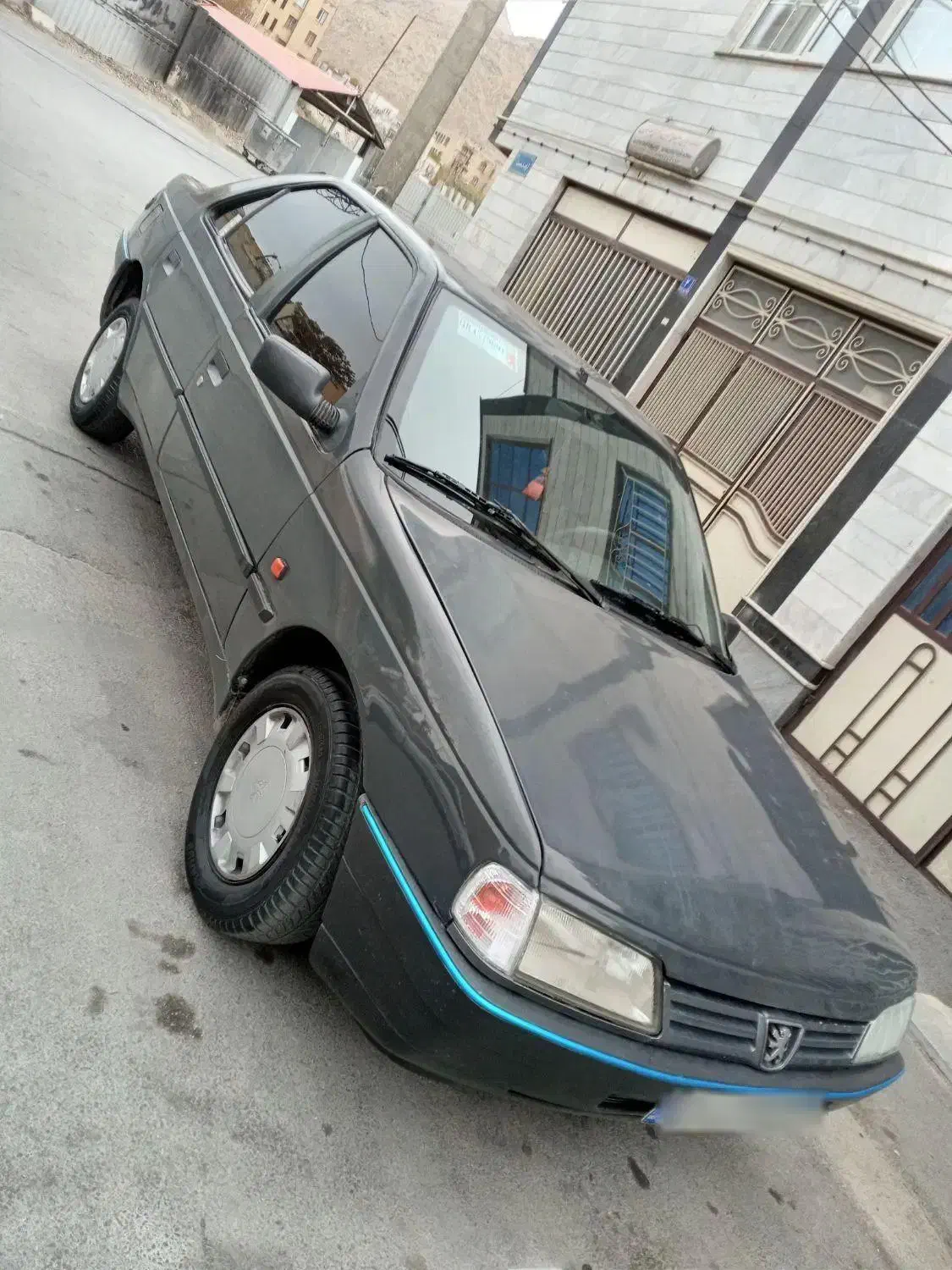 پژو ۴۰۵ GLi مدل ۸۳|خودرو سواری و وانت|اراک, |دیوار