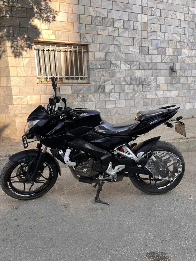 Ns200 در حد|موتورسیکلت|همدان, |دیوار