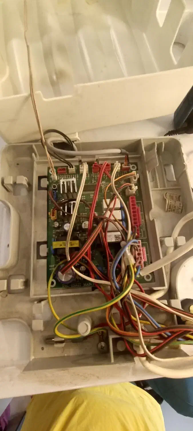 تعمیرات تخصصی انواع یخچال و فریزر و ساید وکولر|خدمات پیشه و مهارت|چمستان, |دیوار